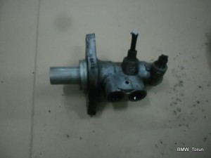 POMPA HAMULCOWA 1.9DCI  LAGUNA II LIFT