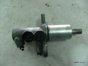 POMPA HAMULCOWA PASSAT B5 FL