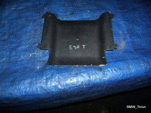 OSŁONA MASKOWNICA BMW E90 E91