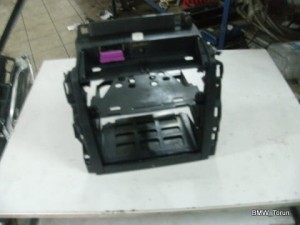 KRATKA RAMKA RADIA KONSOLI GOLF IV 97-04