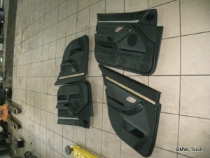 BOCZEK TAPICERKA DRZWI KOMPLET EUROPA BMW E39