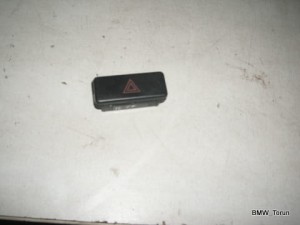PRZEŁĄCZNIK AWARYJNYCH BMW E36