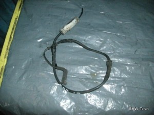 CZUJNIK ZUŻYCIA KLOCKÓW PRZÓD BMW E87