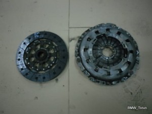 SPRZĘGŁO TARCZA + DOCISK BMW E46 2.0d 136 km