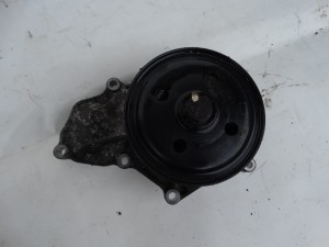 POMPA WODY OBUDOWA KOŁO PASOWE POMPY HONDA ACCORD VII CRV II FRV  F-VAT