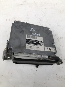 KOMPUTER STEROWNIK SILNIKA TOYOTA RAV4 RAV-4 II  89661-42730 F-VAT