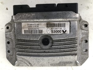 KOMPUTER STEROWNIK SILNIKA RENAULT MEGANE SCENIC II 21585470-4A 8200528372 F-VAT