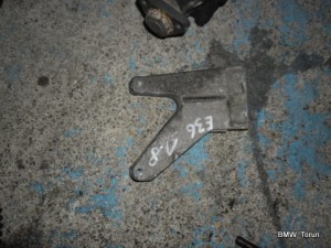 ŁAPA WSPORNIK MOCOWANIE KOLEKTORA BMW E36 1.6 1.8
