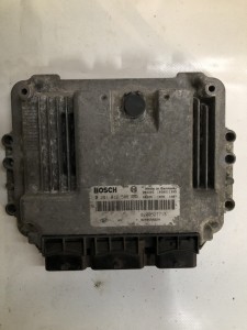 KOMPUTER STEROWNIK SILNIKA RENAULT LAGUNA II 1.9DCI 0281012588 F-VAT