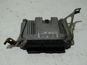 STEROWNIK KOMPUTER SILNIKA TOYOTA AURIS I E15 LIFT 1.4 D4D 89661-02S81 F-VAT