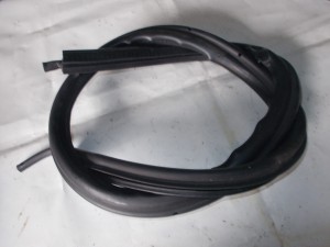 USZCZELKA GUMA LEWA Z4 E85 F-VAT