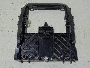 RAMKA UCHWYT MOCOWANIE LAMPKA KABINY 08650585 VOLVO V50 S40 F-VAT