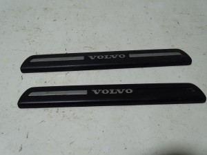 LISTWA PROGOWA NAKŁADKA NA PRÓG VOLVO V50 08622671 F-VAT
