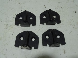 RYGIEL ZAMKA DRZWI VOLVO V50 S40 30699045 F-VAT