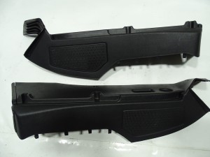PROWADNICA ROLETY BAGAŻNIKA PEUGEOT 407 SW KOMBI 9645433977 F-VAT