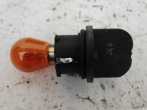 OPRAWKA ŻARÓWKI KIERUNKOWSKAZU LAMPY PRZÓD OPEL MERIVA A F-VAT