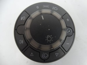 WŁĄCZNIK PRZEŁĄCZNIK ŚWIATEŁ OPEL CORSA D 13249401 F-VAT
