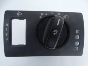 WŁĄCZNIK PRZEŁĄCZNIK ŚWIATEŁ 1695451504 MERCEDES W169 F-VAT