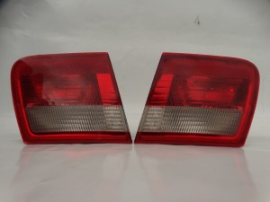 LAMPA LEWA PRAWA TYŁ TYLNA W KLAPE BMW E46 KOMBI F-VAT