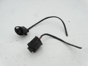 WTYCZKA KOSTKA HALOGENU ZDERZAKA BMW E81 E82 E87 E88 E90 E91 E92 E93 F-VAT