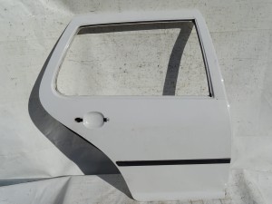 DRZWI PRAWE TYŁ TYLNE VW GOLF IV HB BIAŁE F-VAT
