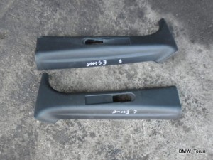 OSŁONA MASKOWNICA PLASTIK SŁUPKA FORD ESCORT