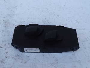 PRZEŁĄCZNIK REGULACJI FOTELA PRAWY PRAWEGO BMW E90 E91 E92 6954130 F-VAT