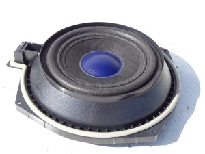 GŁOŚNIK SUBWOOFER BMW E90 E91 E92 E93 9143986 F-VAT