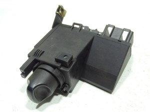 WŁĄCZNIK PRZEŁĄCZNIK ŚWIATEŁ MERCEDES W210 2105451904 F-VAT