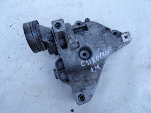 ŁAPA WSPORNIK ALTERNATORA 03C903143B 1.4 TSI VW SCIROCCO 3 III 137 AUDI SKODA SEAT F-VAT