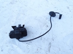 SIŁOWNIK KLAPKI WLEWU PALIWA VW SCIROCCO 3 III 137 5N0810773D F-VAT