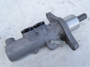 POMPA HAMULCOWA VW SCIROCCO 3 III 137 F-VAT