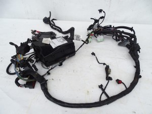 WIĄZKA INSTALACJA KOMORY SILNIKA BV6T-14K733-ACC FORD FOCUS III MK3 1.6 Ti EUROPA F-VAT
