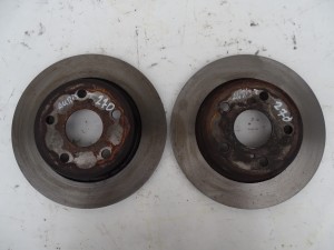 TARCZE HAMULCOWE TYŁ TYLNE TOYOTA AURIS I E15 LIFT 270mm PRZETOCZONE F-VAT
