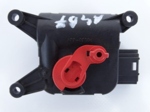 SILNICZEK NAGRZEWNICY 8E2820511A AUDI A4 B7 F-VAT