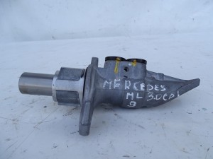 POMPA HAMULCOWA MERCEDES ML 350 W166 3.0 CDI F-VAT