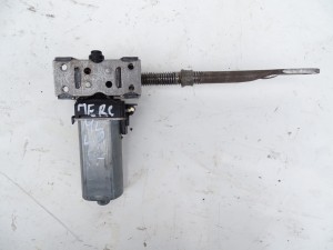 SILNICZEK REGULACJI FOTELA MERCEDES ML W166 984688-104 F-VAT