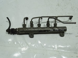 LISTWA WTRYSKOWA BOSH 0445214095 OPEL ZAFIRA B 1.9 CDTI