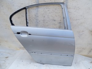 DRZWI PRAWE TYŁ TYLNE BMW E46 SEDAN TITANSILBER PIERWSZY LAKIER