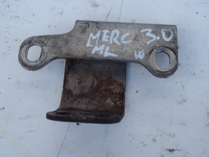 UCHWYT ZACZEP A6420960845G MERCEDES ML W166 F-VAT