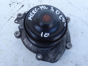 POMPA WODY A6422002001 3.0 CDI MERCEDES ML 350 W166 F-VAT
