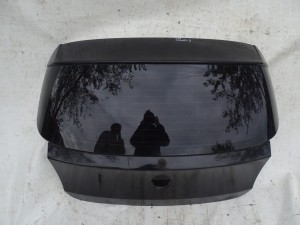 KLAPA BAGAŻNIKA BMW E81 E87 SCHWARZ II F-VAT