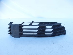 ARAPA KRATKA ZDERZAKA PRZÓD PRZEDNIA 3B0853666 VOLKSWAGEN PASSAT F-VAT