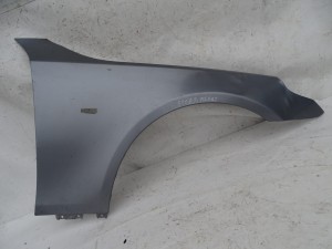 BŁOTNIK PRAWY PRZÓD PRZEDNI BMW E60 E61 F-VAT
