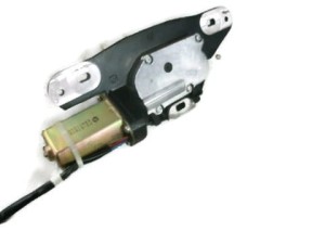 ZAMEK KLAPY DOCIĄGANIE TYŁ BMW E39