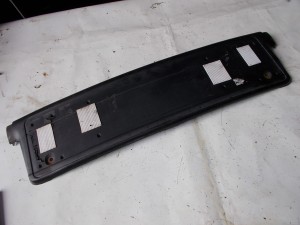 LISTWA ZDERZAKA PRZÓD ŚRODKOWA SEDAN LIFT E46 F-VA