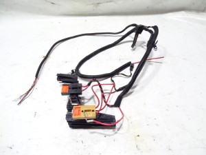 WIĄZKA WTYCZKA KOSTKA 8A0937530 AUDI VW SKODA F-VAT