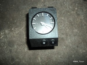 ZEGAREK BMW E36