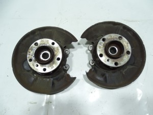 ZWROTNICA PIASTA TYŁ  PRAWA 2.0d BMW F20 F21 F22 F23 F-VAT