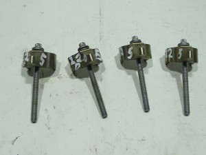 UCHWYT MOCOWANIE STOPKA ŚRUBA WTRYSKIWACZA BMW F20 F21 F22 F23 F30 F31 F-VAT